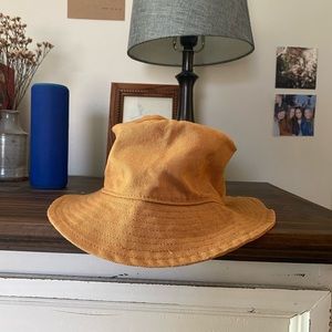 Madewell bucket hat!